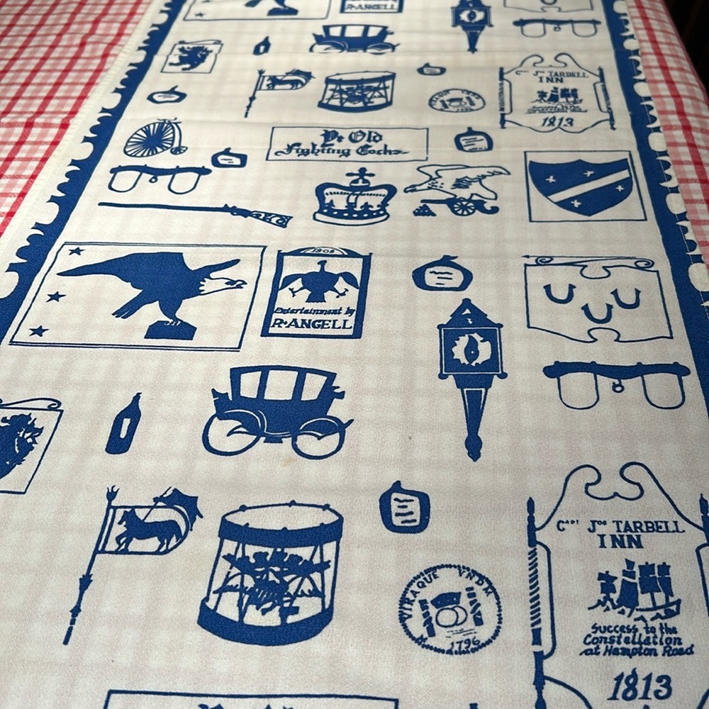 44inch by 16 inch vintage table runner Perfect condition from the 1970’s